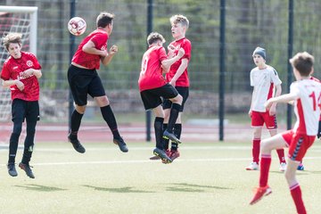 Bild 140 - mCJ Walddoerfer 2 - Farmsen 2 : Ergebnis: 3:1